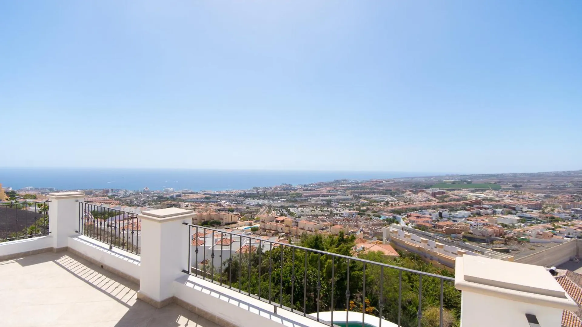 Villa Veronika Stunning 3 Bedrom Villa Private Heated Pool Costa Adeje  Costa Adeje (Tenerife)