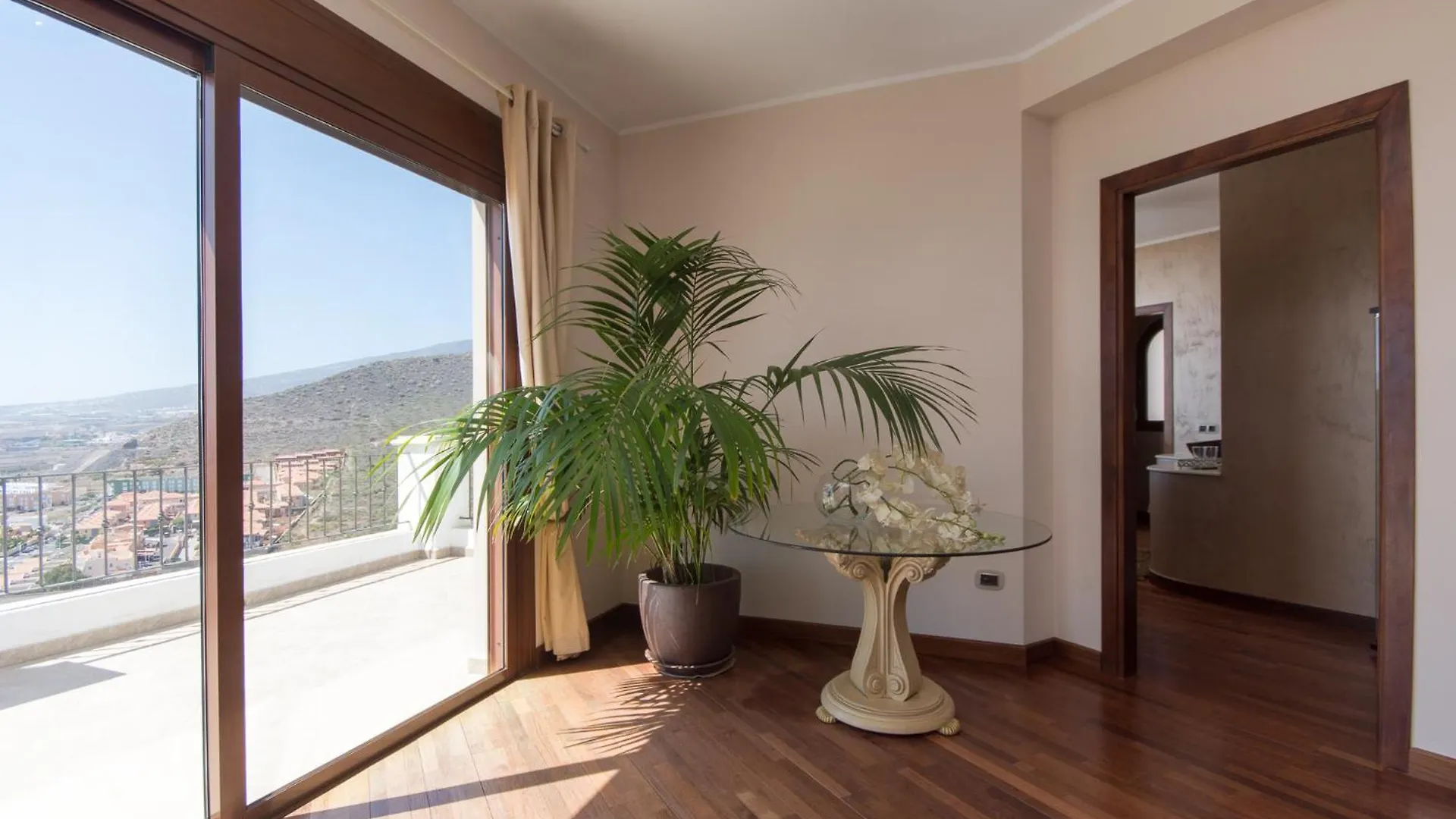 Villa Veronika Stunning 3 Bedrom Villa Private Heated Pool Costa Adeje