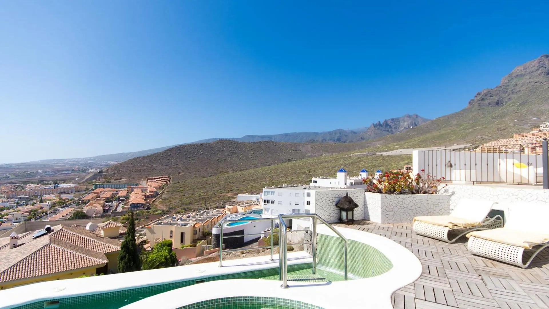 Villa Veronika Stunning 3 Bedrom Villa Private Heated Pool Costa Adeje  Spain