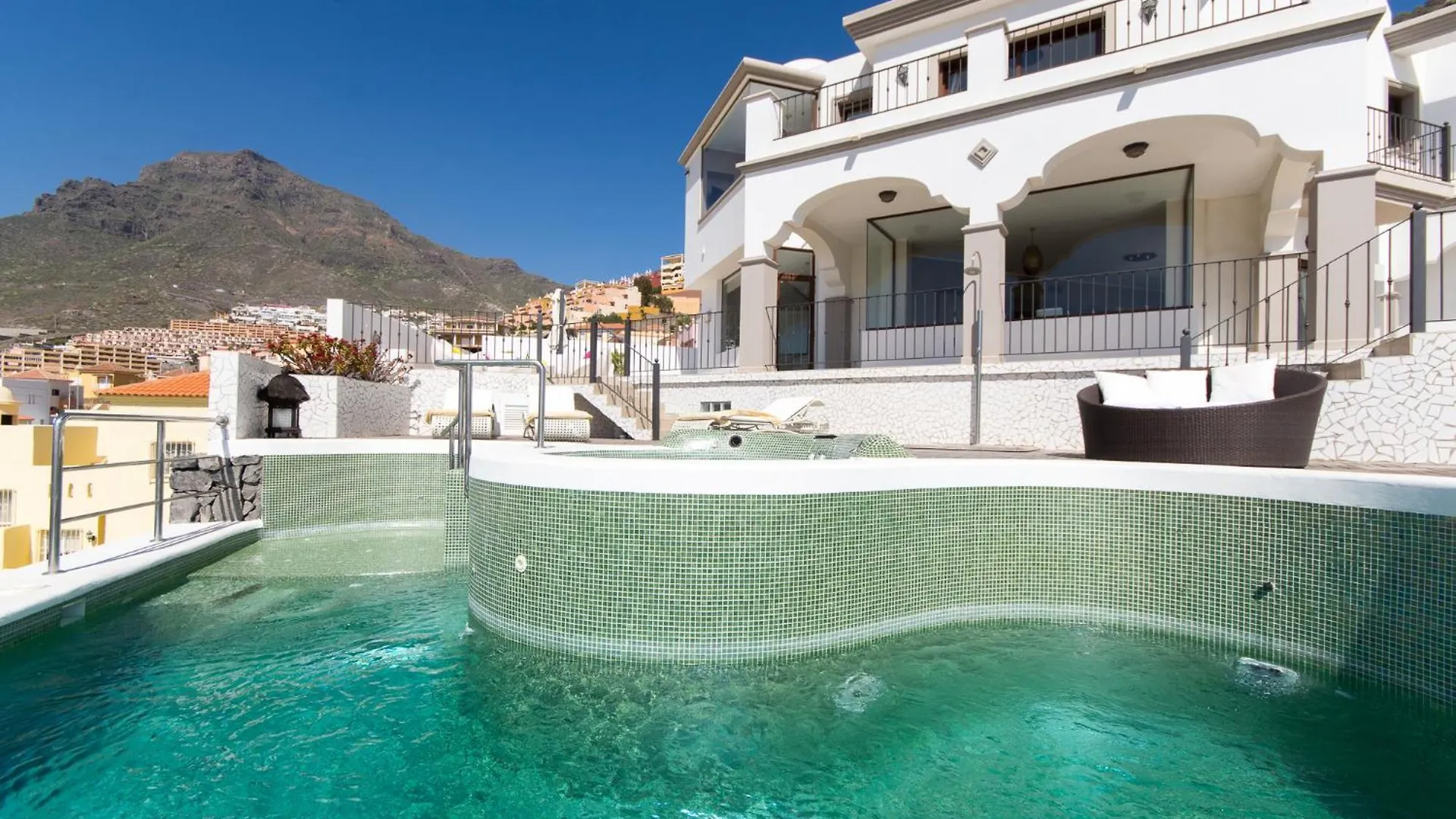 Villa Veronika Stunning 3 Bedrom Villa Private Heated Pool Costa Adeje