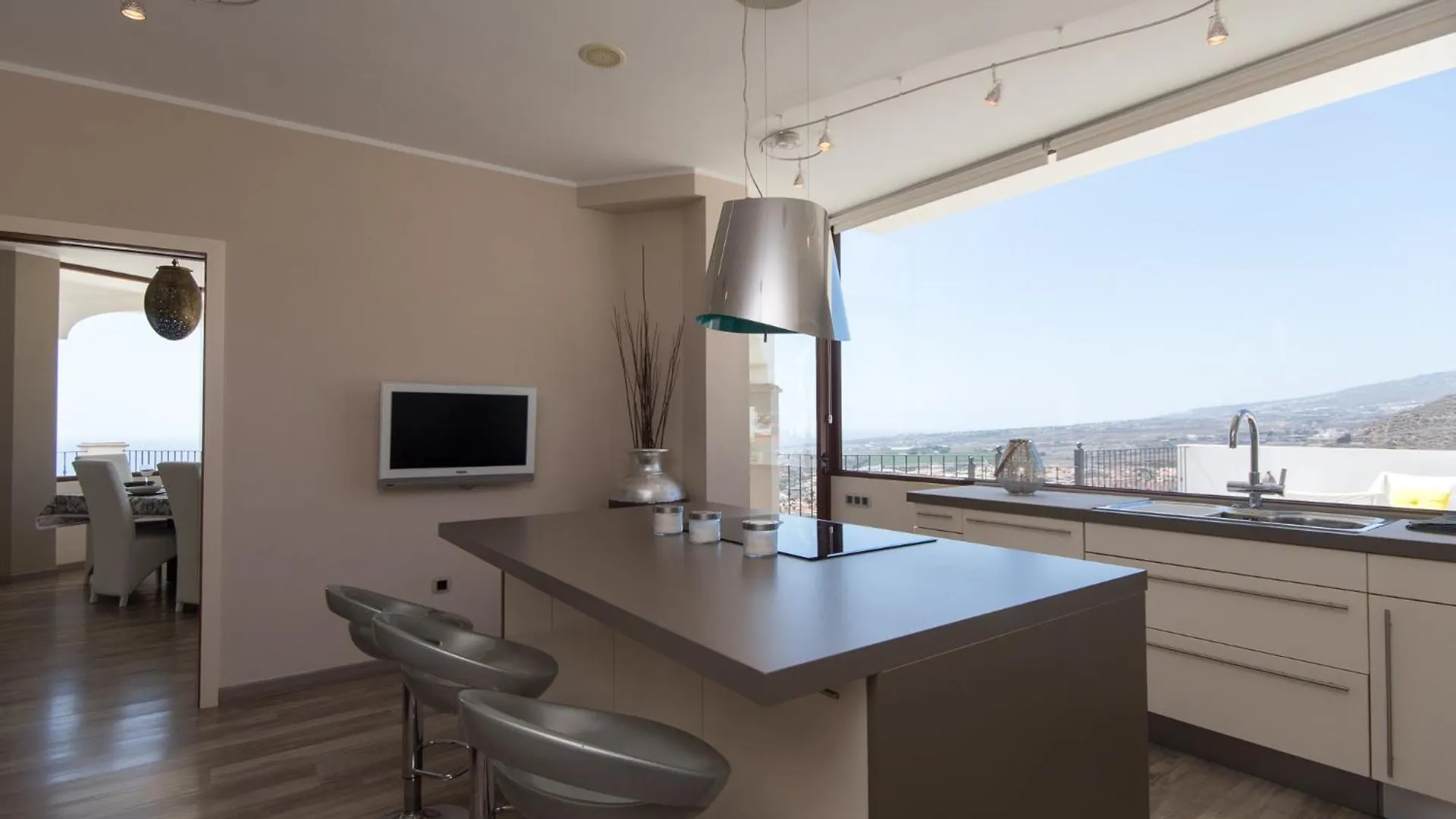 Villa Veronika Stunning 3 Bedrom Villa Private Heated Pool Costa Adeje  0*, Costa Adeje (Tenerife) Spain