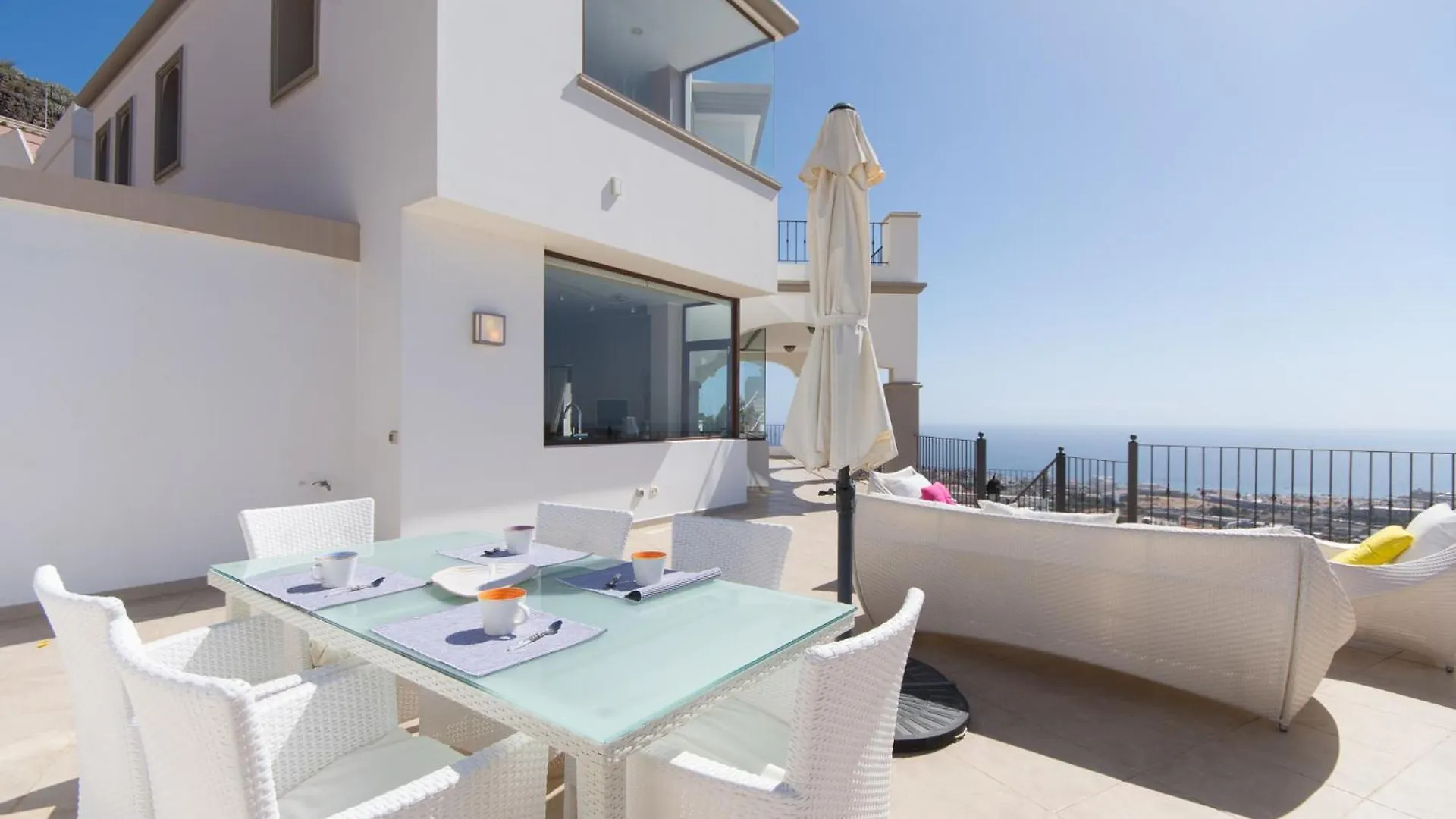 Villa Veronika Stunning 3 Bedrom Villa Private Heated Pool Costa Adeje  Costa Adeje (Tenerife)